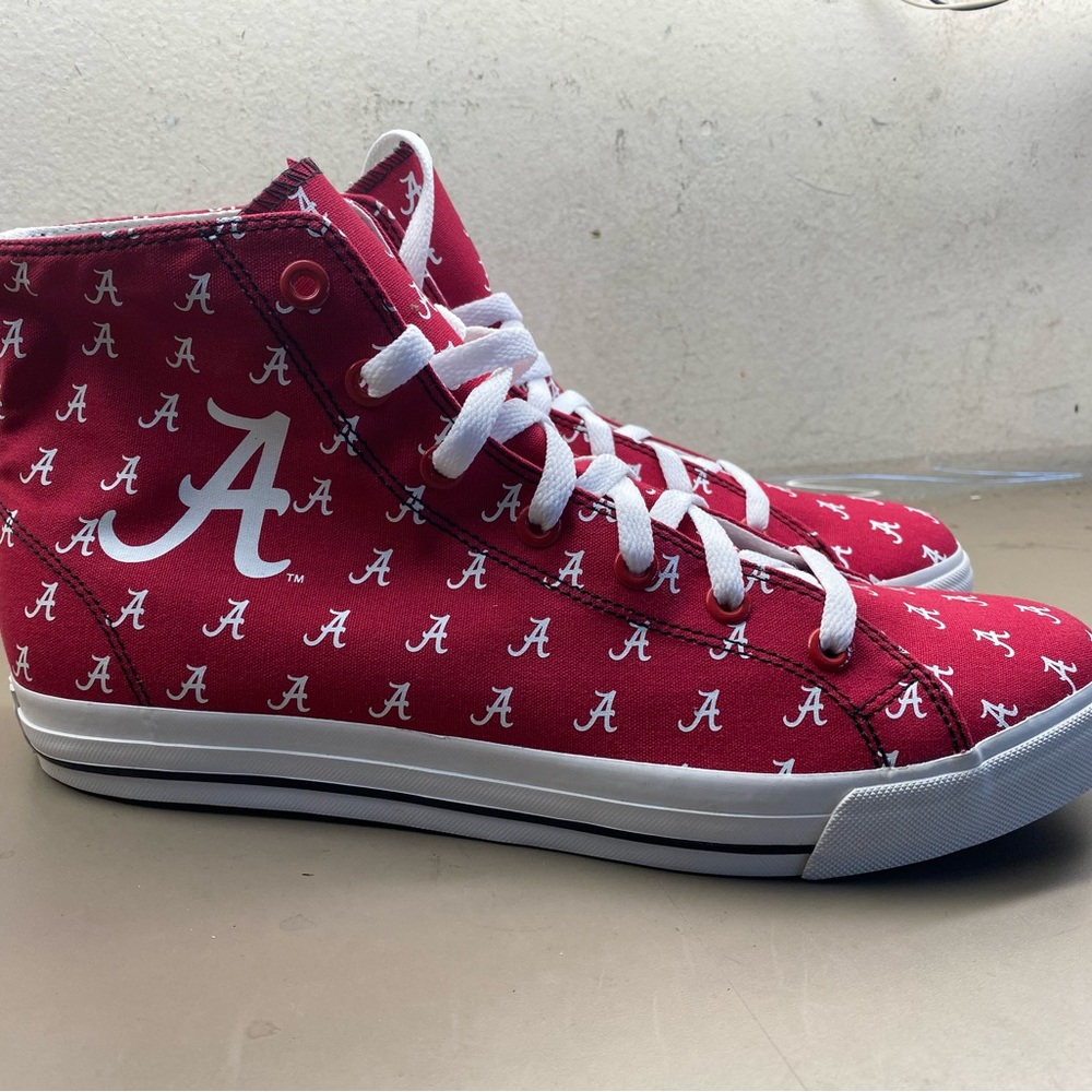 New w/o Box NCAA University of Alabama Crimson Tide Row One Hi-Top Red White